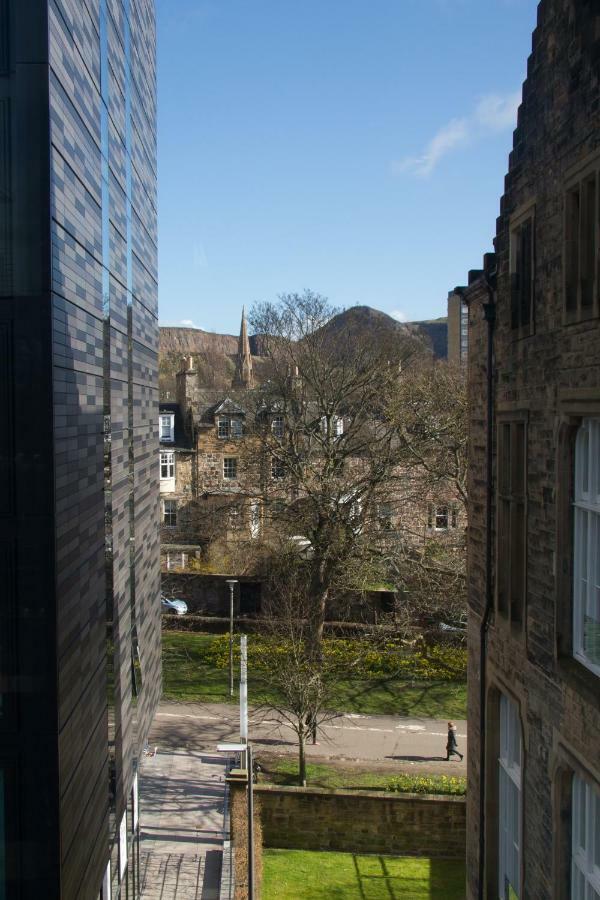 2 Bed Apartment At Quartermile Edinburgh Ngoại thất bức ảnh